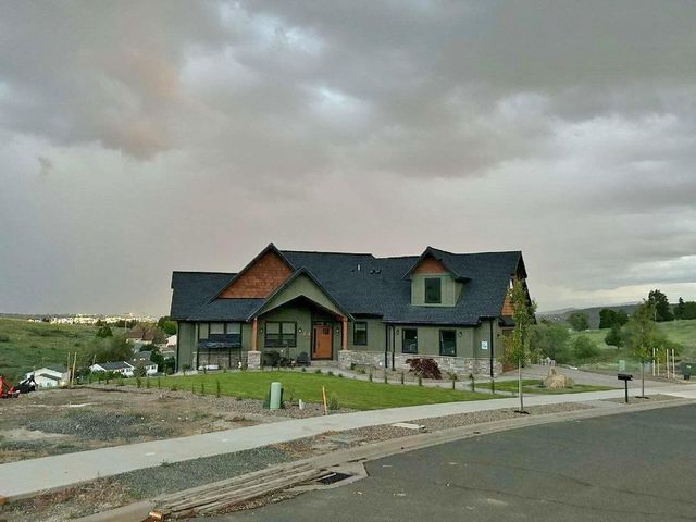 551 Bella Vista Loop, Klamath Falls, OR 97601