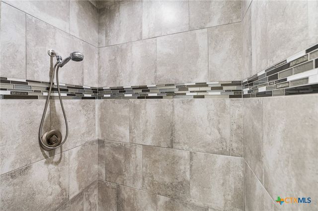 1385 Riviera Drive, Canyon Lake, TX 78133