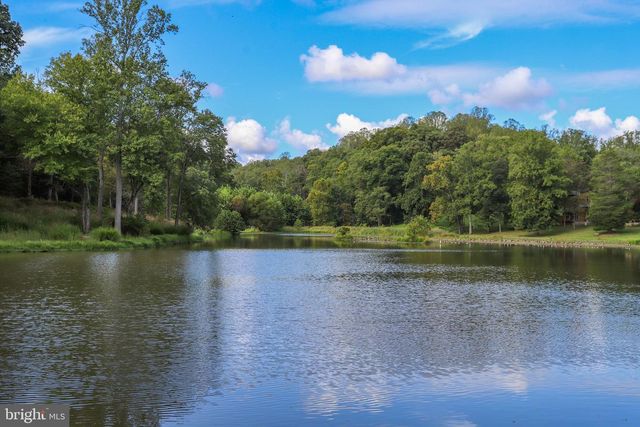 94 INTERPROMONTORY RD, Great Falls, VA 22066