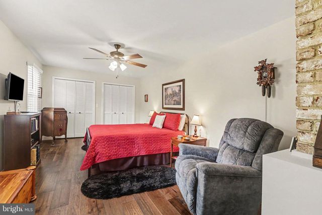 1000 DALE PL, Carlisle, PA 17013