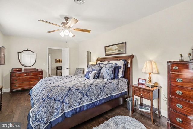 1000 DALE PL, Carlisle, PA 17013