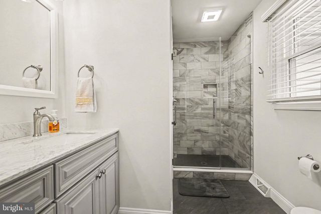 1000 DALE PL, Carlisle, PA 17013