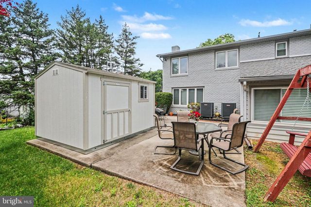 1000 DALE PL, Carlisle, PA 17013