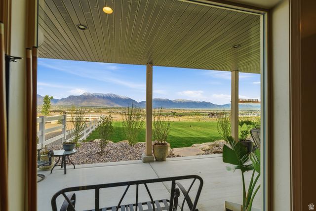 1102 N SUMMIT VIEW DR, Saratoga Springs, UT 84045
