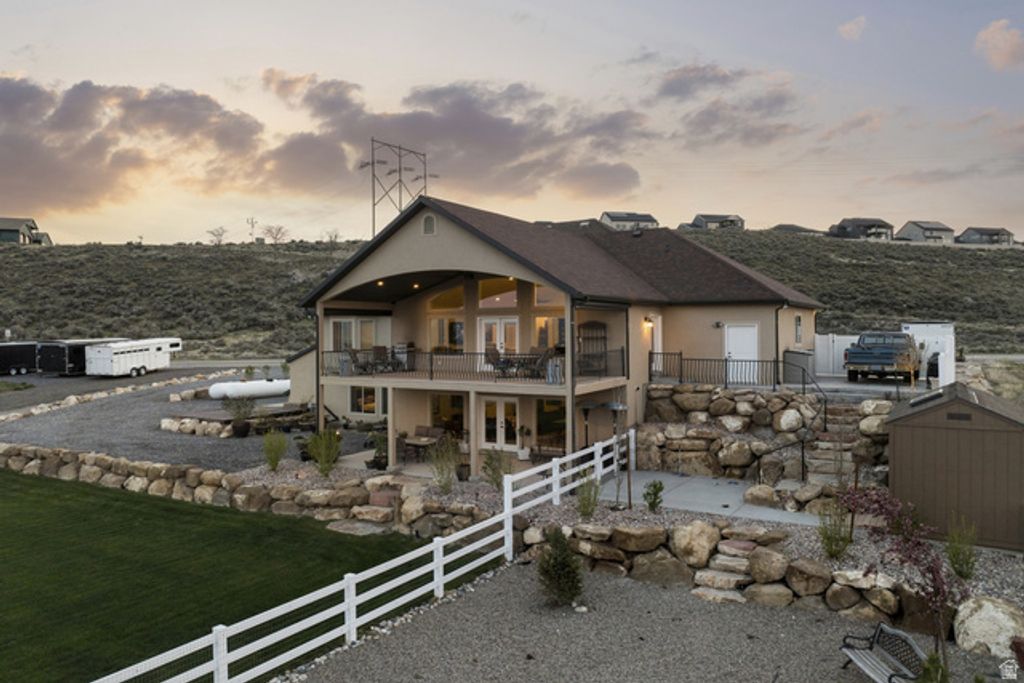 Image 1 of property listing at 1102 N SUMMIT VIEW DR, Saratoga Springs, UT 84045