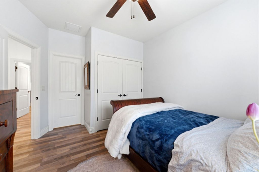 Image 22 of property listing at 1102 N SUMMIT VIEW DR, Saratoga Springs, UT 84045