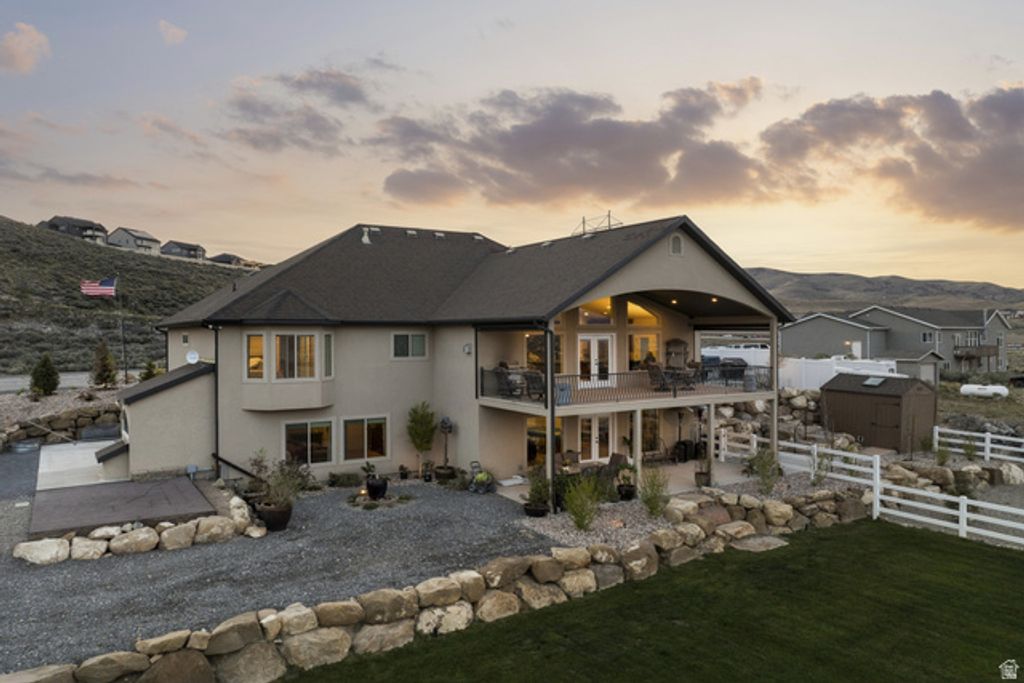 Image 54 of property listing at 1102 N SUMMIT VIEW DR, Saratoga Springs, UT 84045