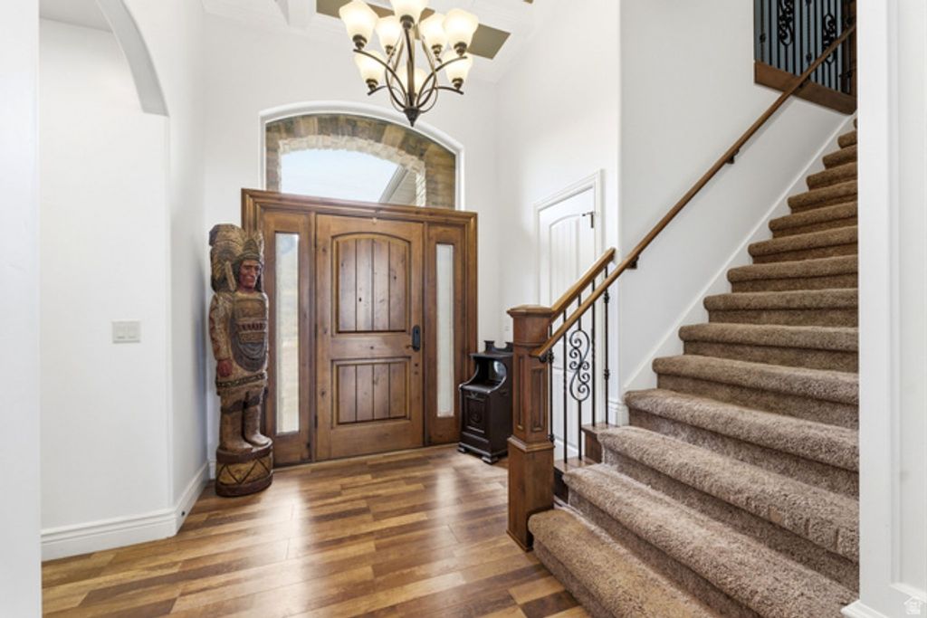 Image 7 of property listing at 1102 N SUMMIT VIEW DR, Saratoga Springs, UT 84045