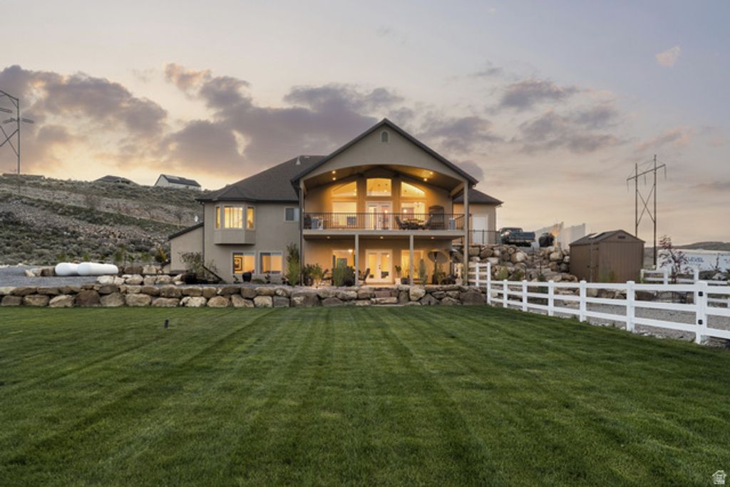 Image 75 of property listing at 1102 N SUMMIT VIEW DR, Saratoga Springs, UT 84045