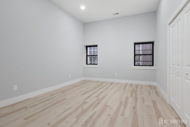 365 George Street 2, New Brunswick, NJ 08901