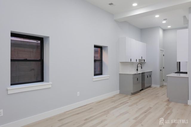 365 George Street 2, New Brunswick, NJ 08901