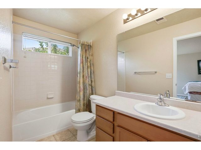 1254 E 100th Ln, Thornton, CO 80229