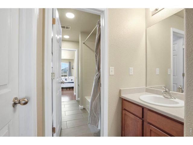 1254 E 100th Ln, Thornton, CO 80229
