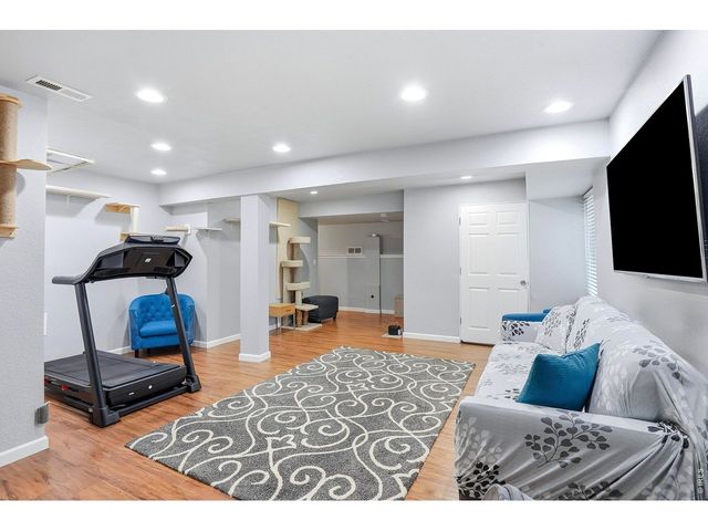 1254 E 100th Ln, Thornton, CO 80229