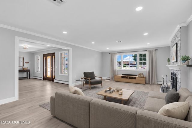 51 Trent Drive, Toms River, NJ 08757