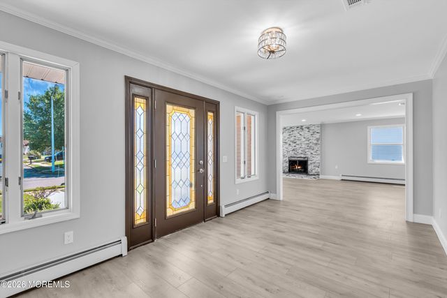 51 Trent Drive, Toms River, NJ 08757