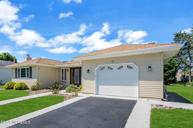 51 Trent Drive, Toms River, NJ 08757