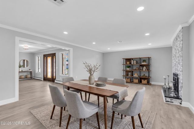 51 Trent Drive, Toms River, NJ 08757