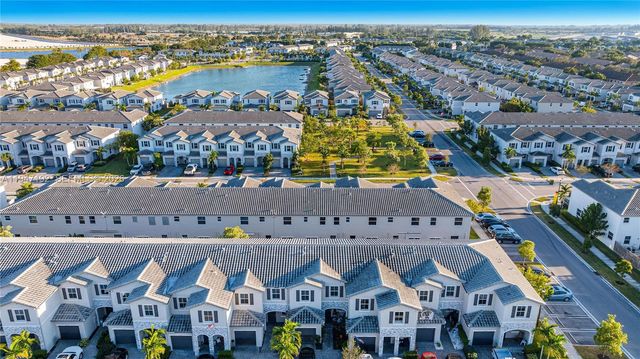 2649 SE 13th Street 2649, Homestead, FL 33035