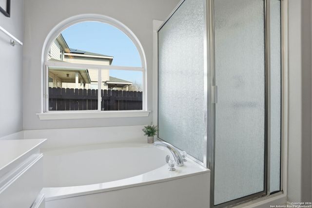 518 Lynx Mtn, San Antonio, TX 78251