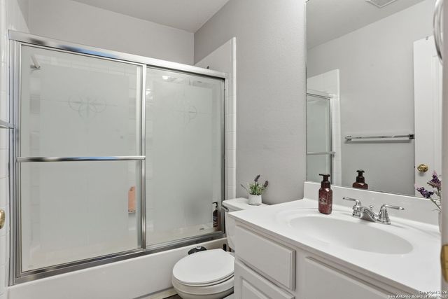 518 Lynx Mtn, San Antonio, TX 78251