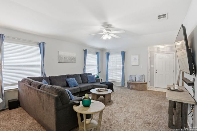 518 Lynx Mtn, San Antonio, TX 78251