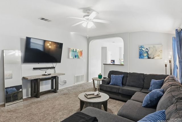 518 Lynx Mtn, San Antonio, TX 78251