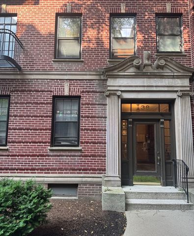 38 Linnaean Street 3, Cambridge, MA 02138