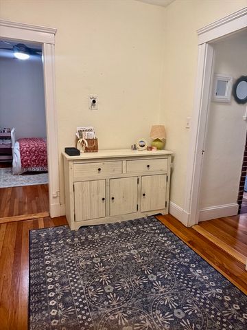 38 Linnaean Street 3, Cambridge, MA 02138