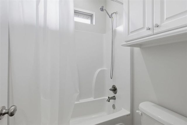 18843 Kayla Street, Iowa, LA 70647