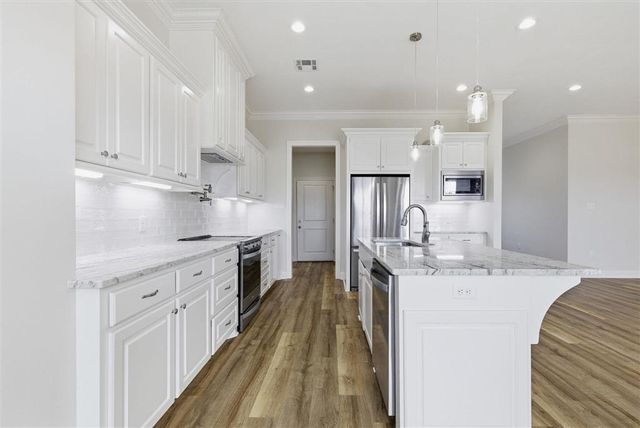 18843 Kayla Street, Iowa, LA 70647