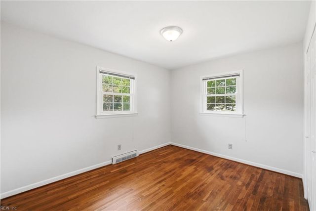 2425 Inlynnview RD, Virginia Beach, VA 23454