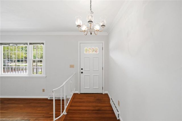 2425 Inlynnview RD, Virginia Beach, VA 23454