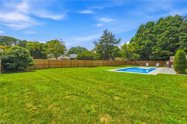 2425 Inlynnview RD, Virginia Beach, VA 23454