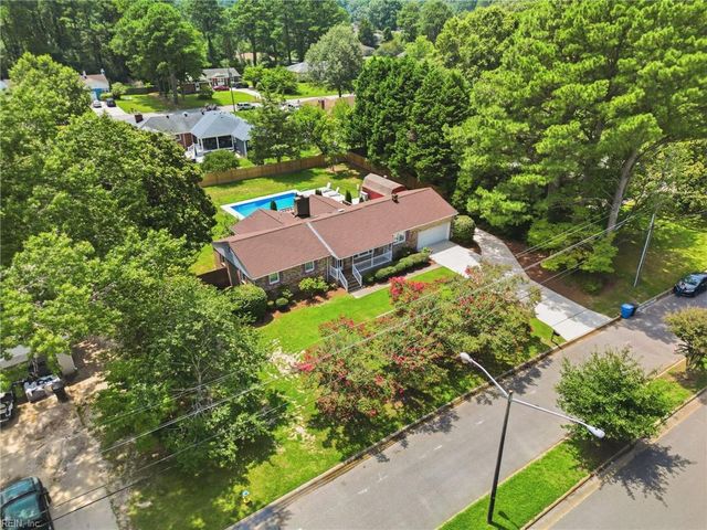 2425 Inlynnview RD, Virginia Beach, VA 23454