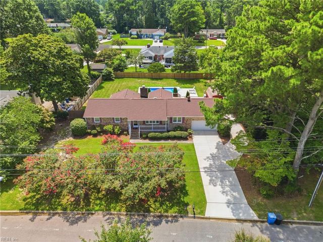 2425 Inlynnview RD, Virginia Beach, VA 23454