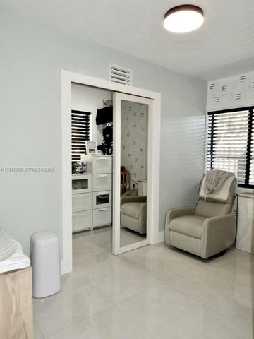 1220 NW 125th St, North Miami, FL 33167