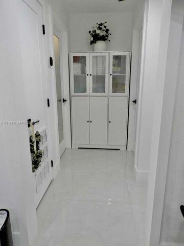 1220 NW 125th St, North Miami, FL 33167