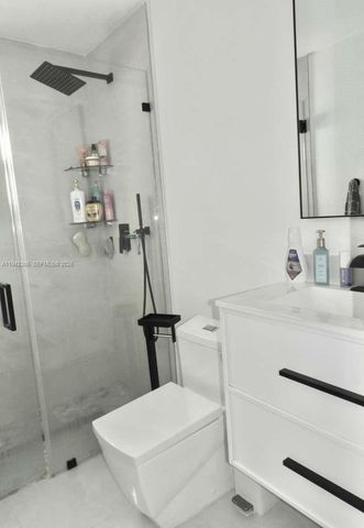 1220 NW 125th St, North Miami, FL 33167