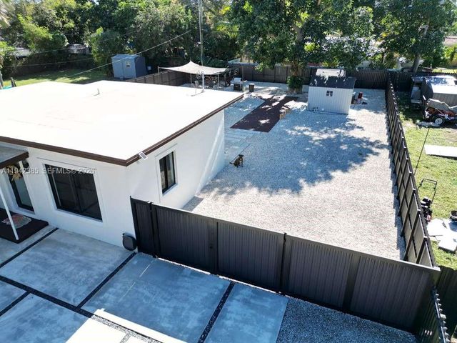 1220 NW 125th St, North Miami, FL 33167