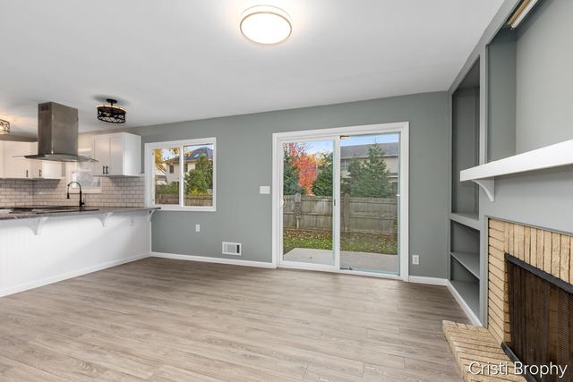 2538 Berwyck Road SE, Grand Rapids, MI 49506