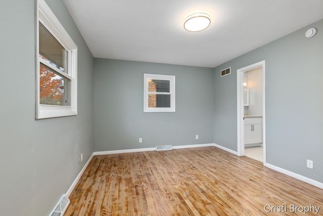 2538 Berwyck Road SE, Grand Rapids, MI 49506