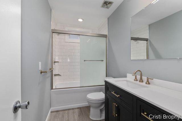 2538 Berwyck Road SE, Grand Rapids, MI 49506