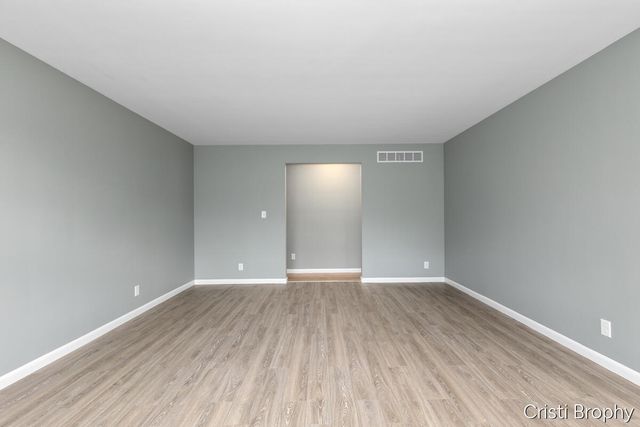 2538 Berwyck Road SE, Grand Rapids, MI 49506