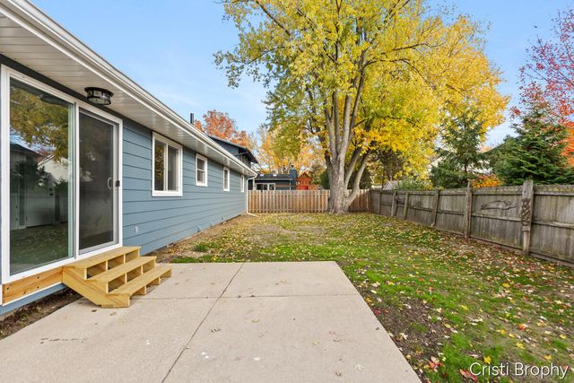 2538 Berwyck Road SE, Grand Rapids, MI 49506