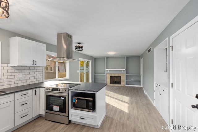 2538 Berwyck Road SE, Grand Rapids, MI 49506