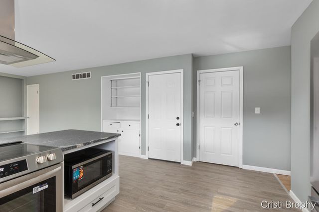 2538 Berwyck Road SE, Grand Rapids, MI 49506