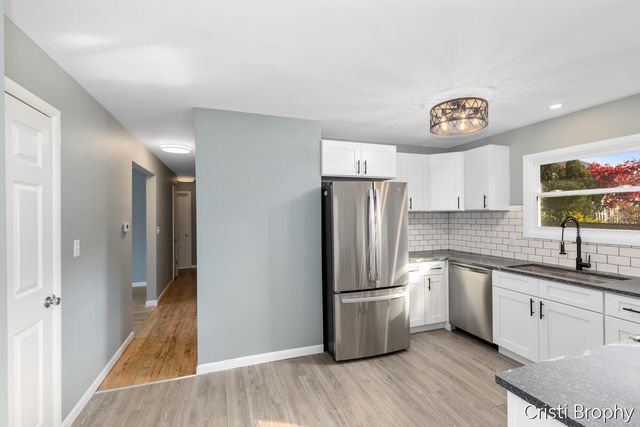 2538 Berwyck Road SE, Grand Rapids, MI 49506