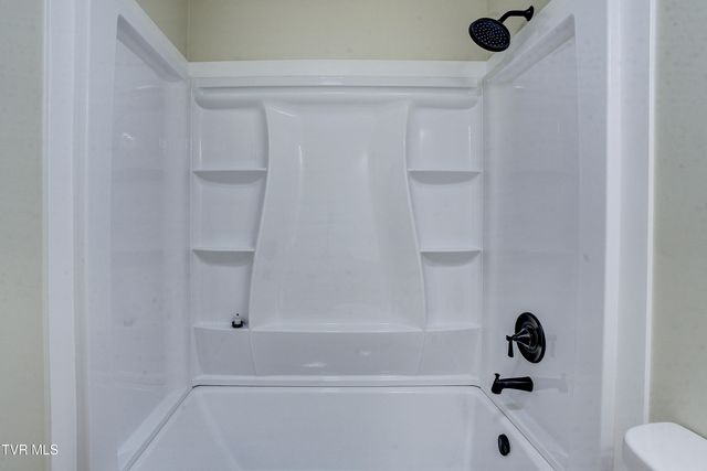 1704 Jackson Terrace, Johnson City, TN 37604