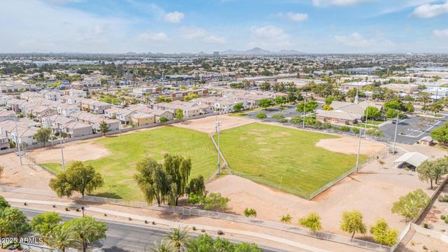 589 N Acacia Drive, Gilbert, AZ 85233